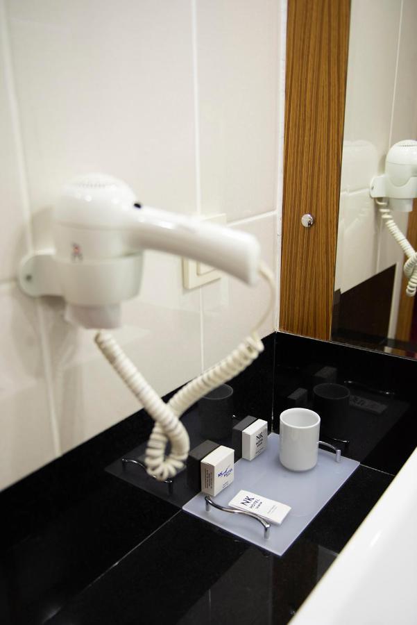 Nk Hotel Smirne Esterno foto