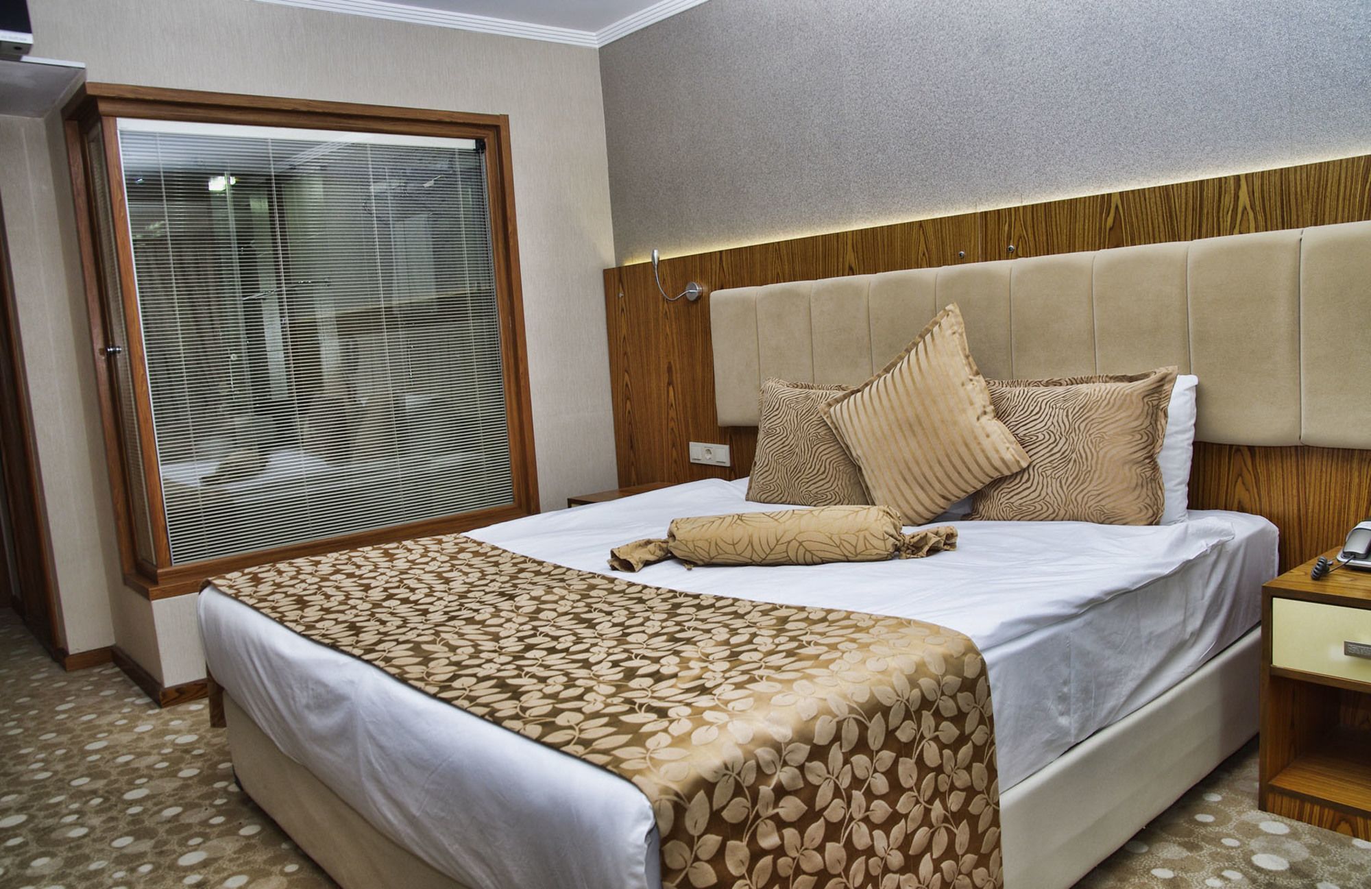 Nk Hotel Smirne Esterno foto